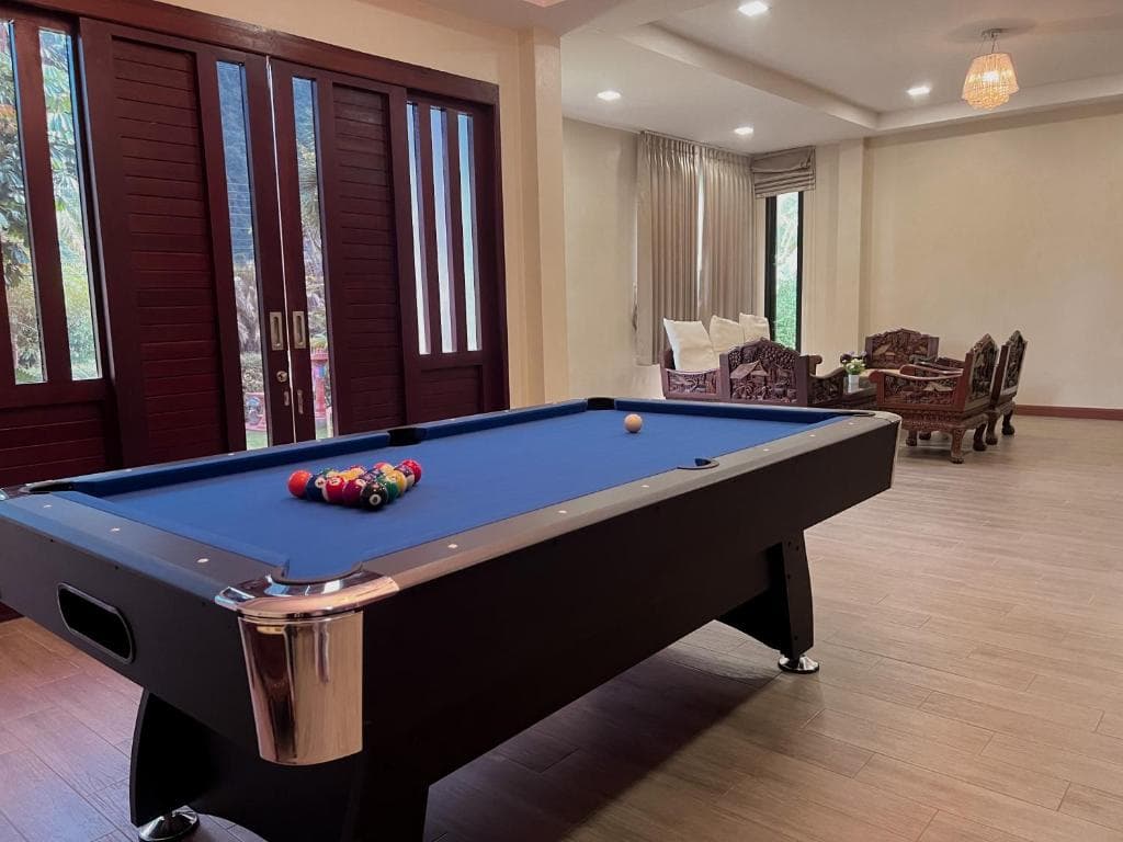 Manee Poolvilla