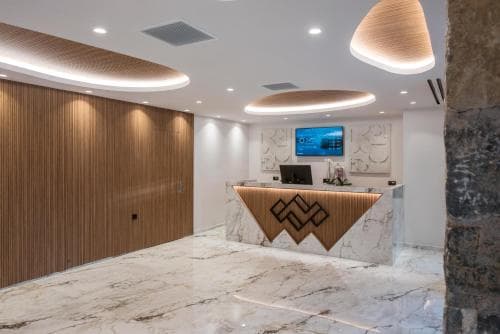 Noble Hotel Suites
