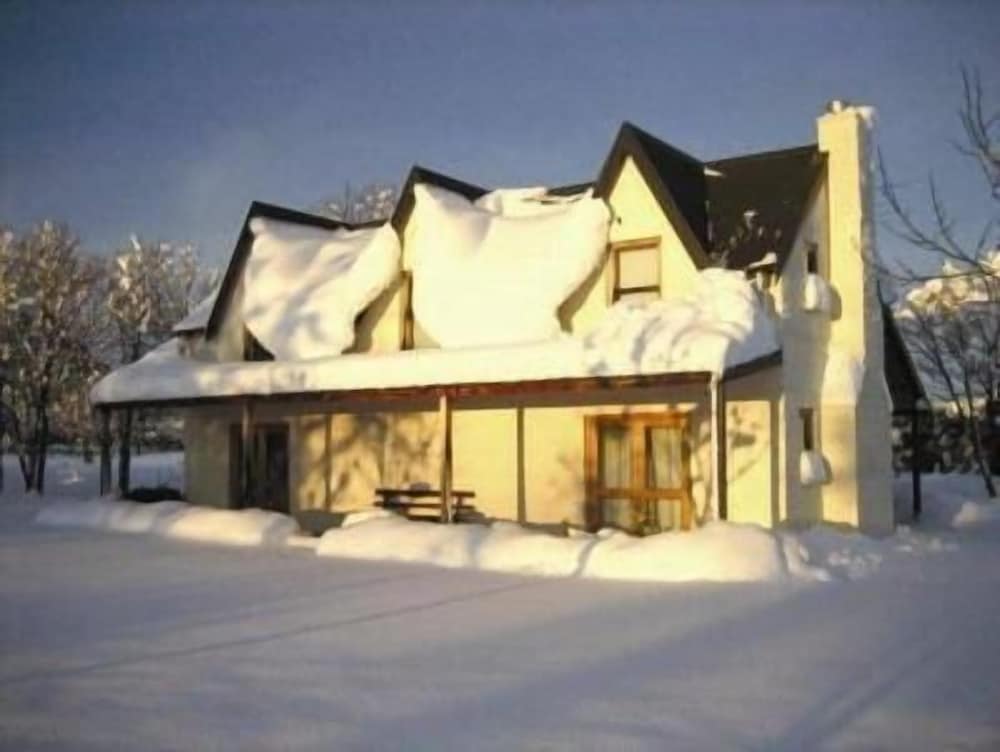 Whitestone Cottages
