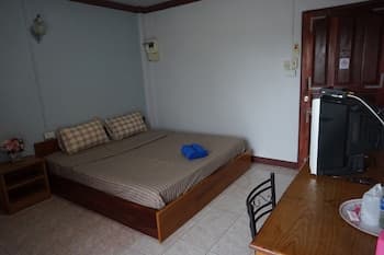 N.J. Hotel