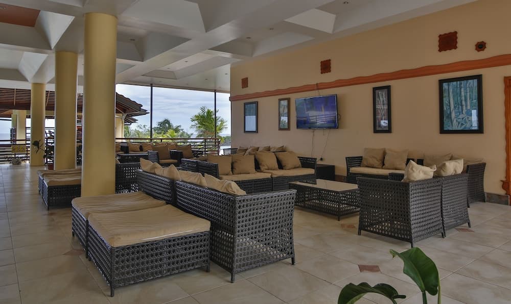 Grafton Beach Resort