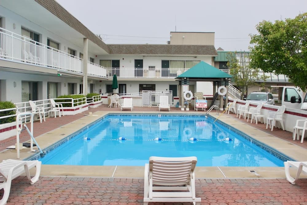 Wild Dunes Inn