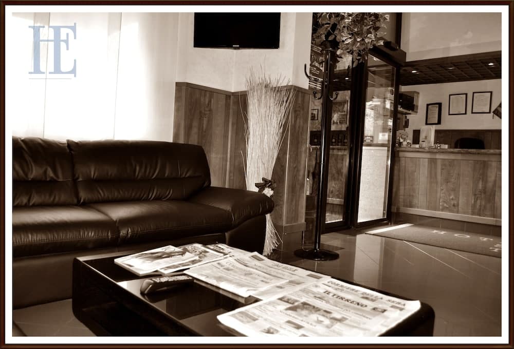 Hotel Est