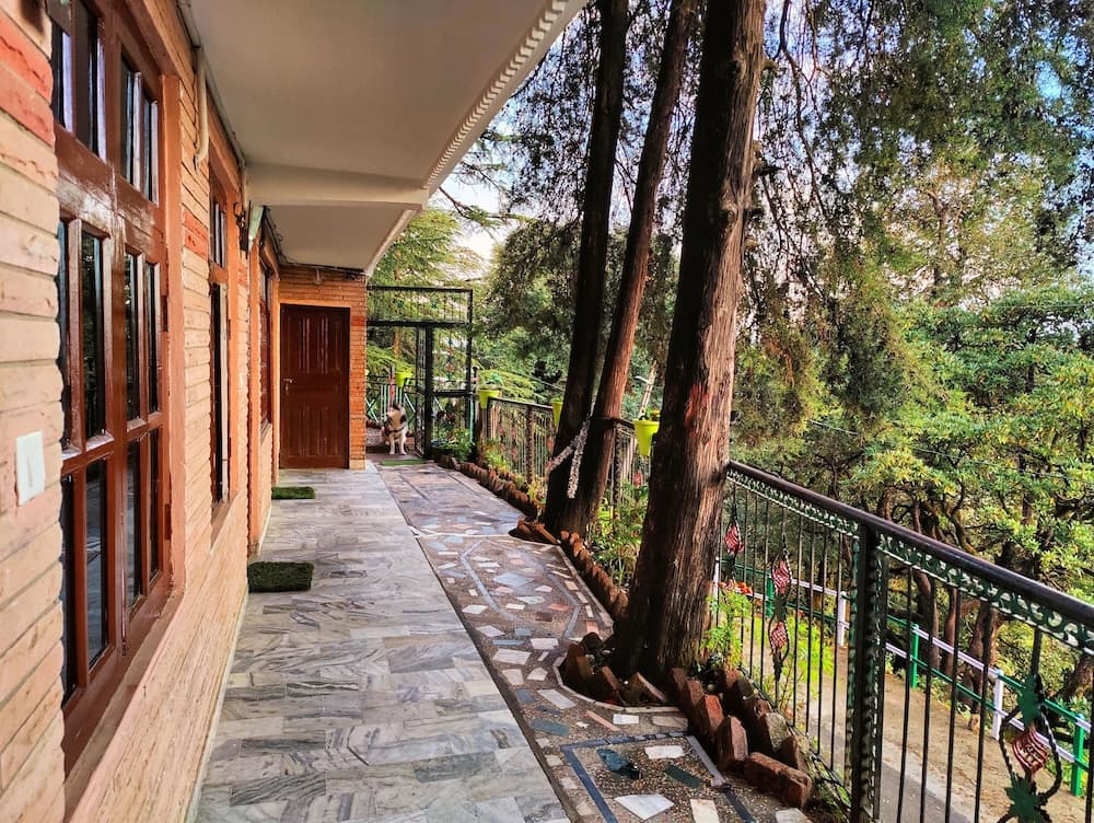 Goroomgo Jakhoo Vibes Shimla