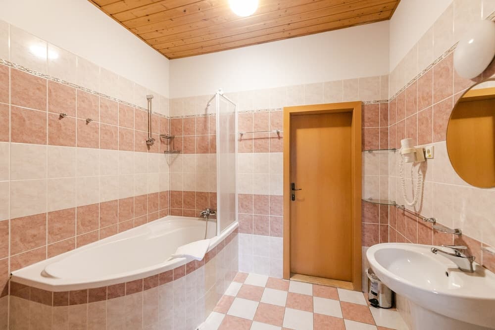 Hotel Perla Jizery