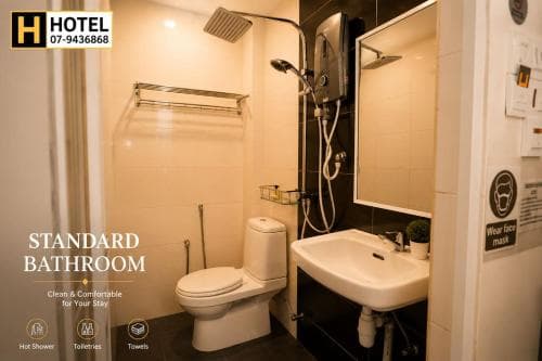 H Hotel