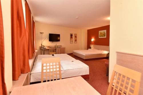 Hotel Adria München