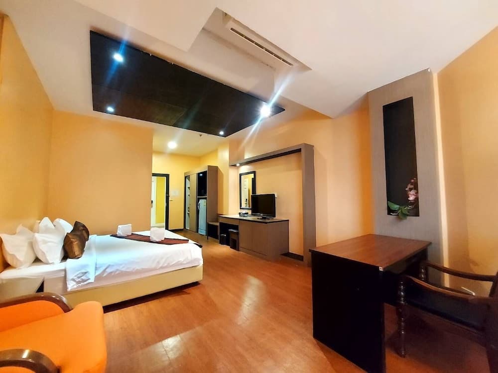 M Hotel