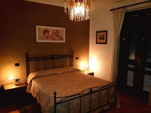 Elisa House