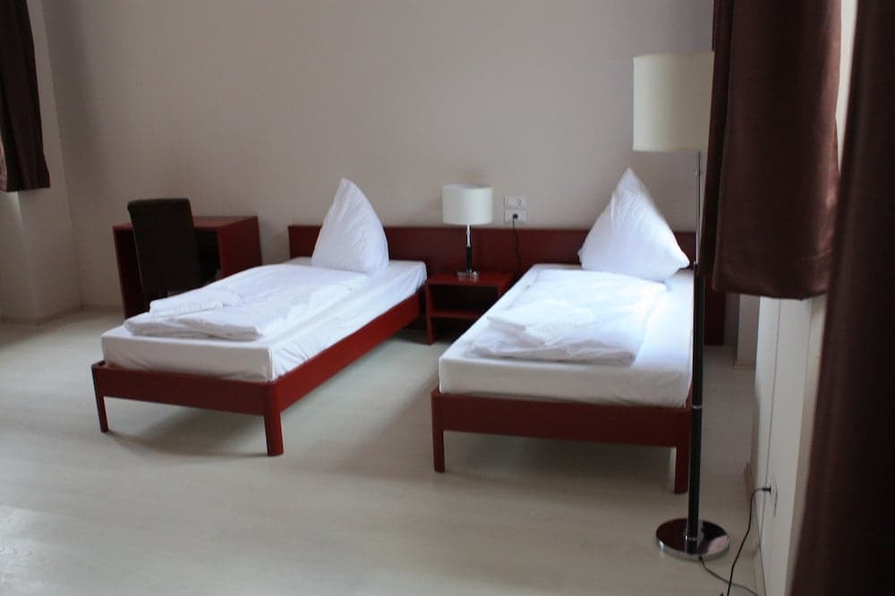 Plus Berlin Hostel Und Hotel