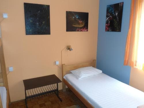 Hostel Rookies