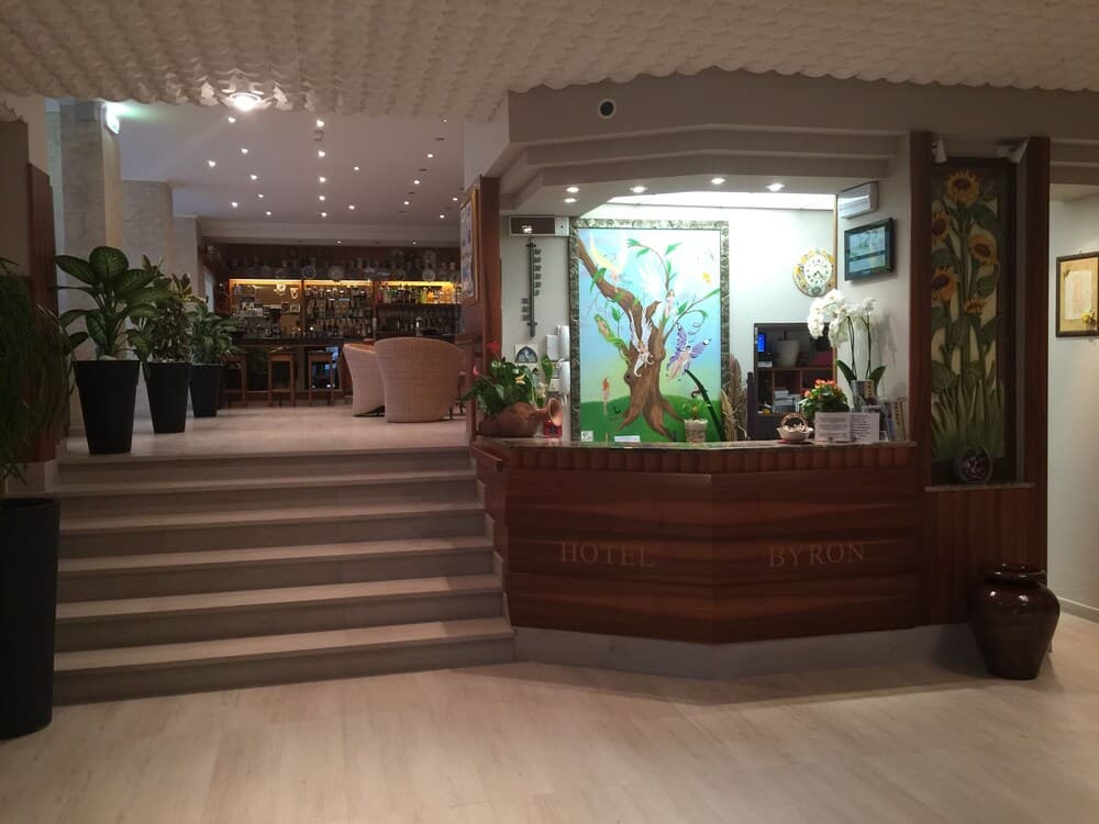 Hotel Byron