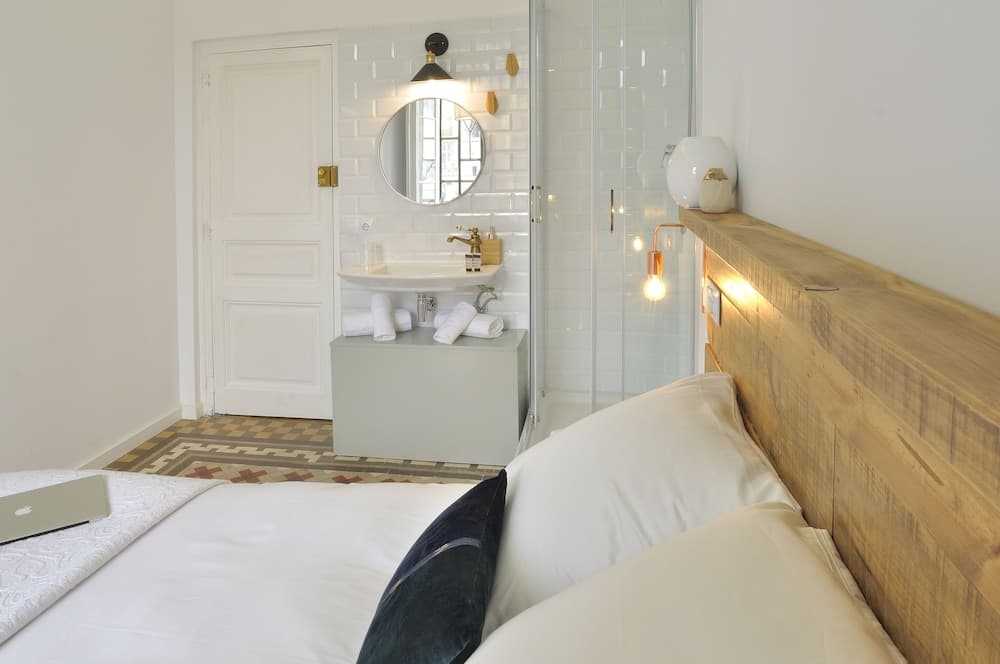 Hostal Girona