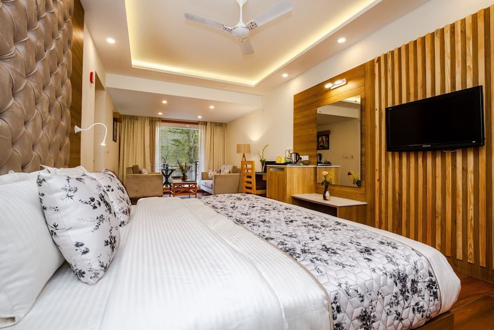 Anand Vardhan Resorts