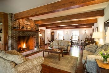1712 House