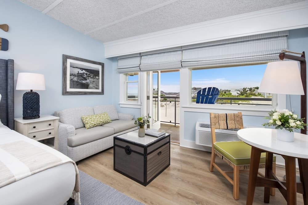 Sea Crest Beach Resort