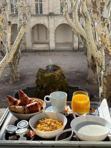 Hotel Le Cloitre St Louis