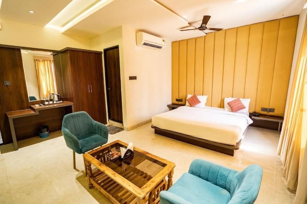 Aceotel Resort 7th Cloud Indore