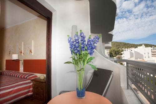 Parot Apartments