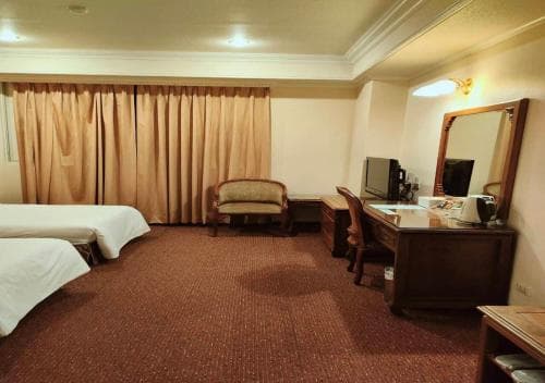 Champion Hotel