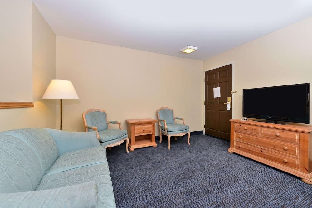 Quality Inn & Suites