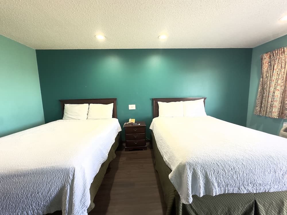 Razorback Inn