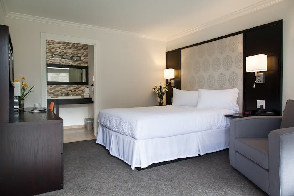 Park Pointe Hotel