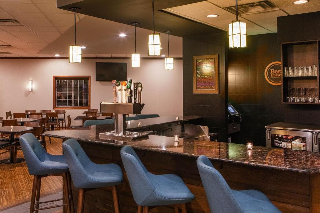 Four Points by Sheraton Kalamazoo