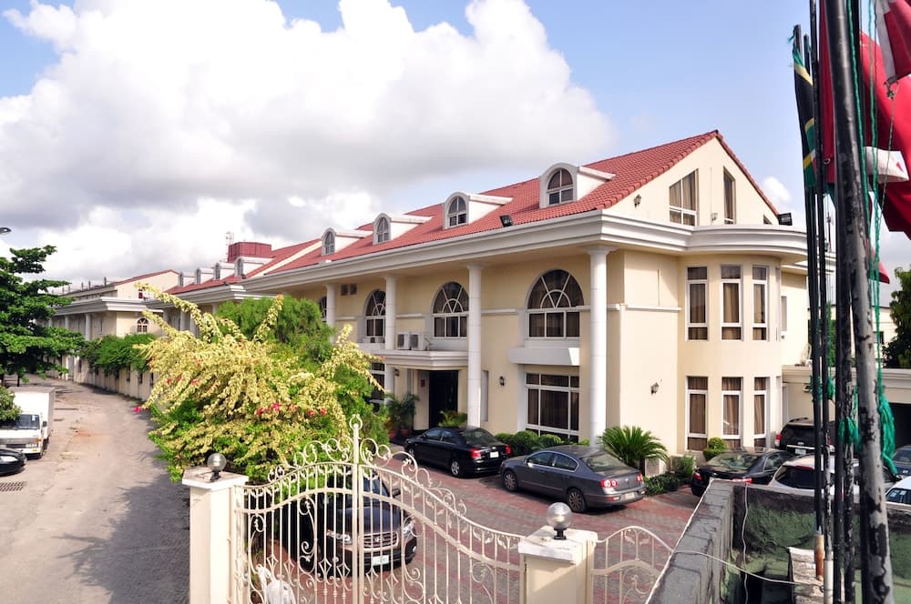Elion House Hotel