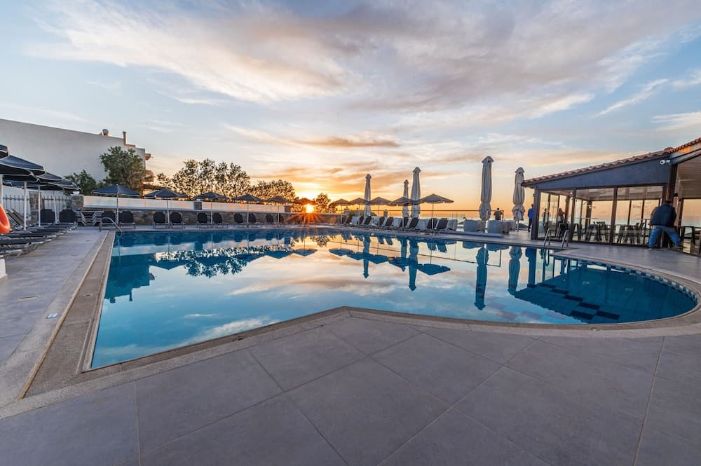Krini Beach Hotel