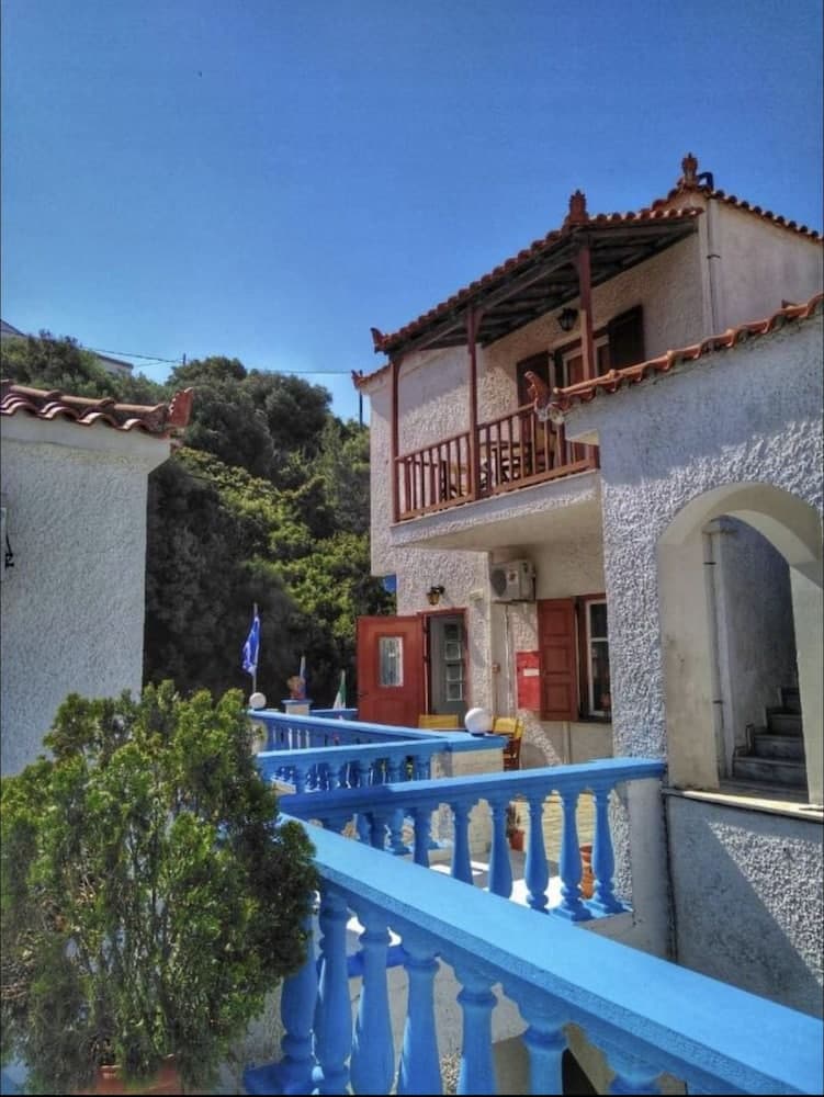 Oceanis Studios