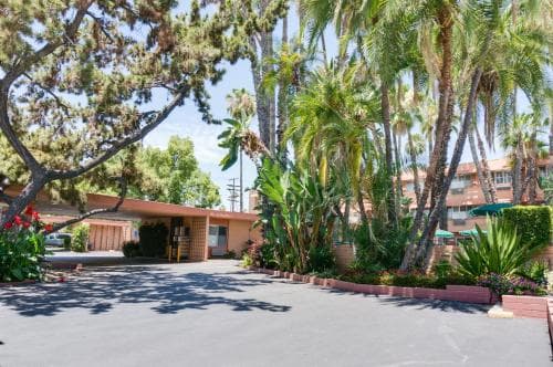 Saga Motor Hotel