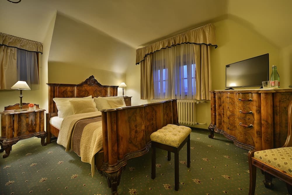 Hotel U Tri Pstrosu