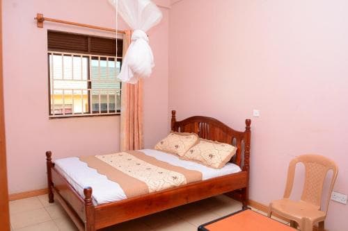 B&B JUNCTION MOTEL LTD