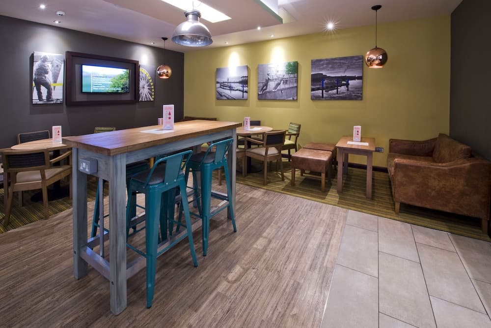 Premier Inn Glasgow Braehead