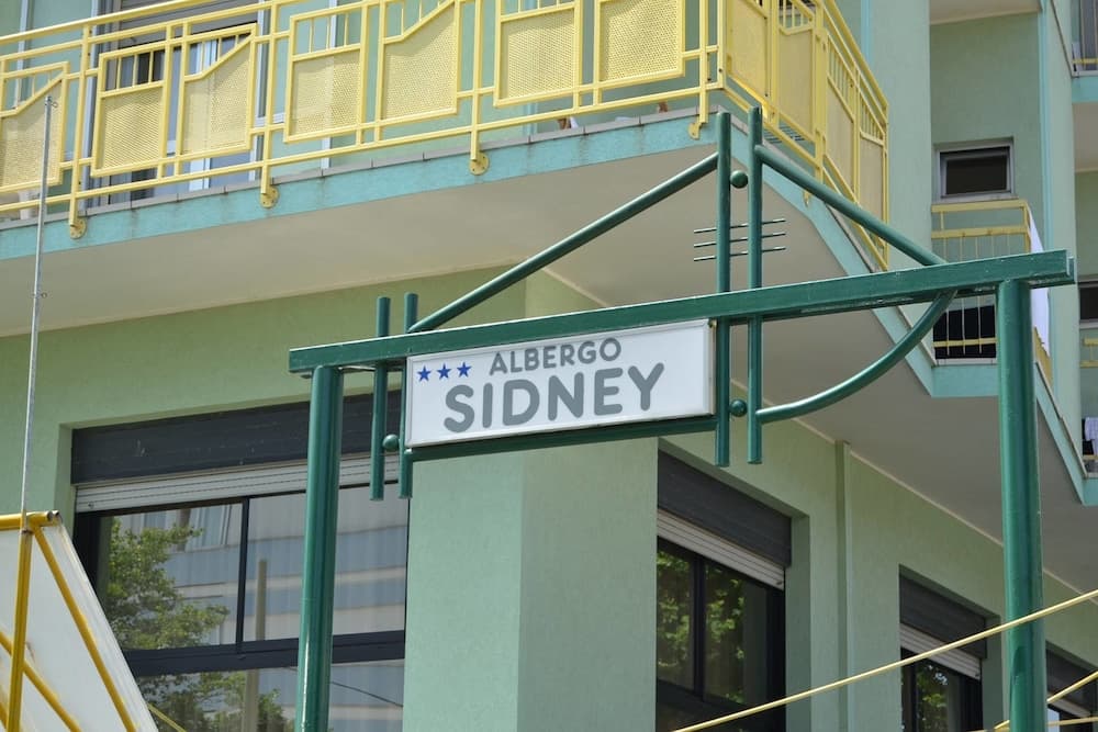 Hotel Sidney