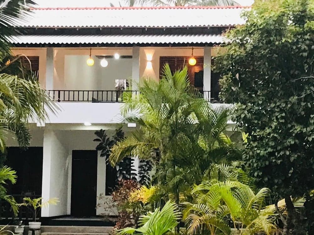 Senlora Resort
