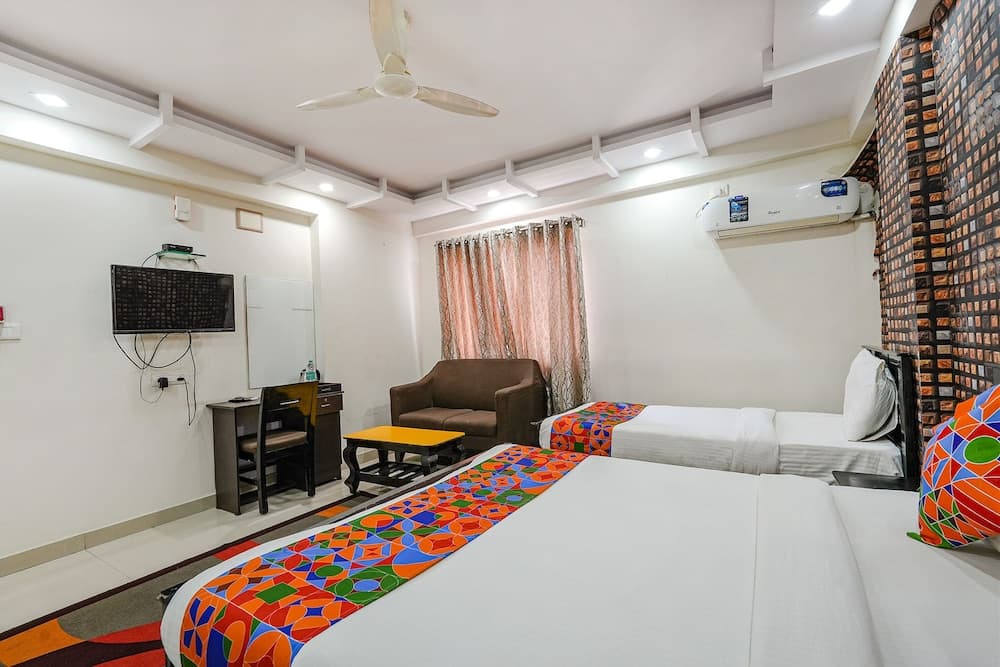 FabExpress Amazing Inn