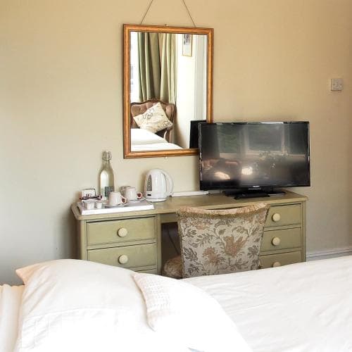 Leaded Light Guest House