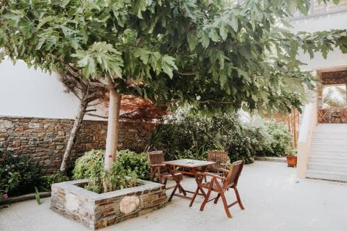 Augustis Suites