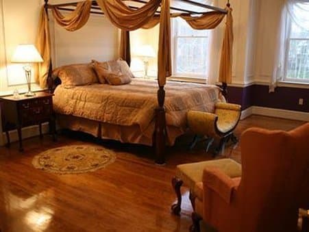 Rosewood Manor