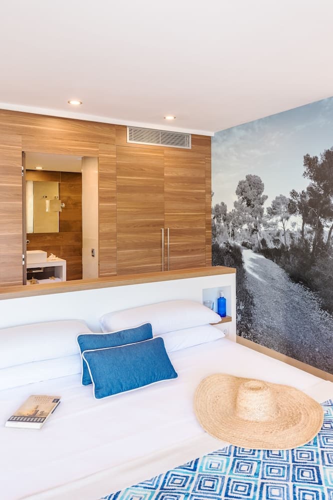 Bahía Suites Camp De Mar