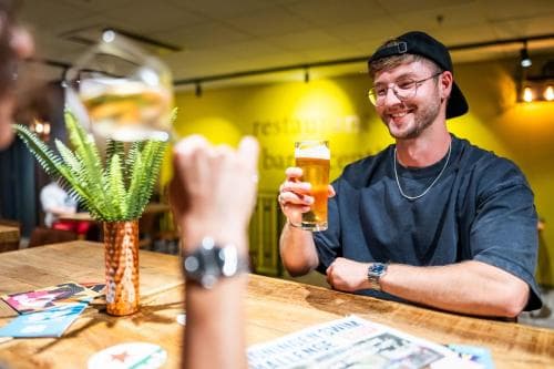 Bud Gett Hostels