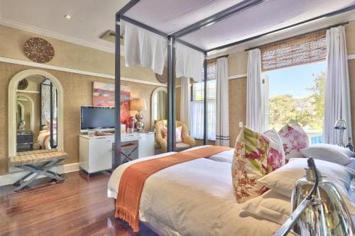 Hout Bay Manor
