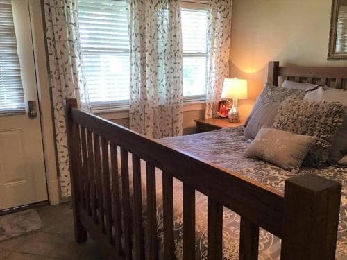 Plain and Fancy Bed and Breakfast