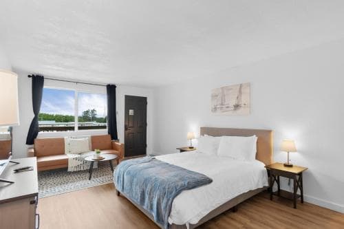 McBee's Silver Sands Motel