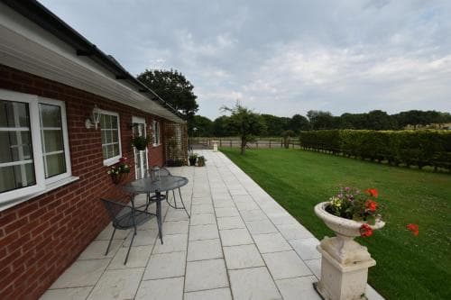 Little Rushbrook Cottages