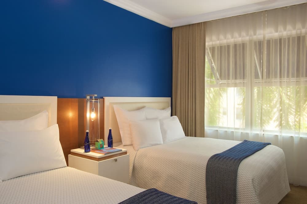 Blue Moon Hotel