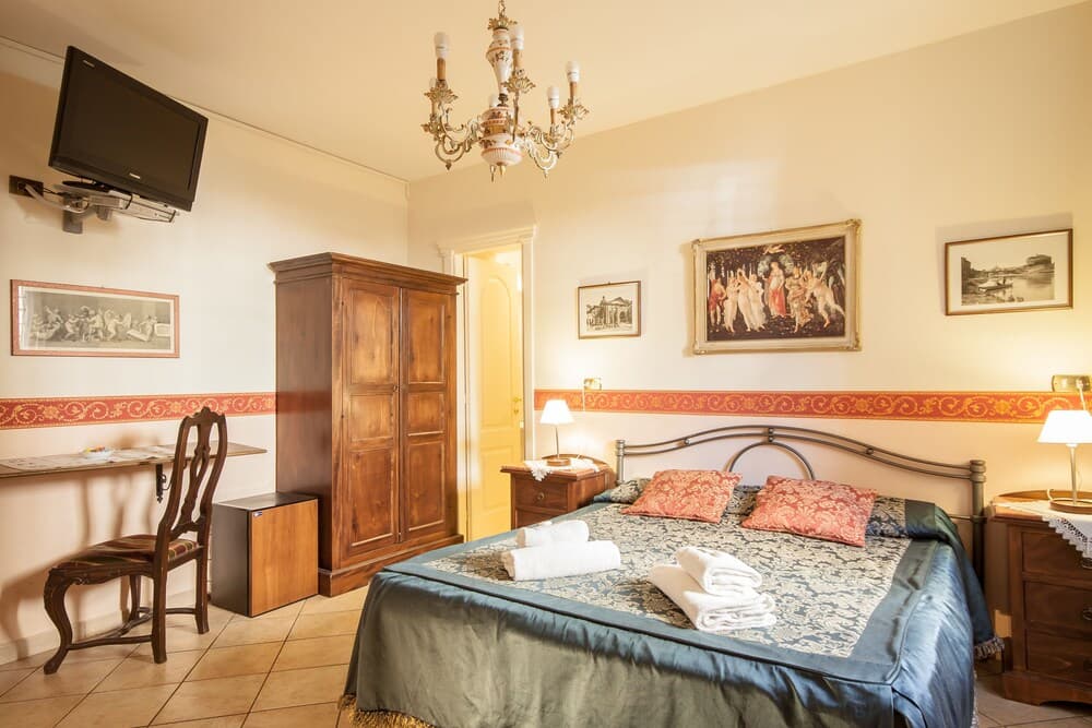 Colosseum Terrace Suite