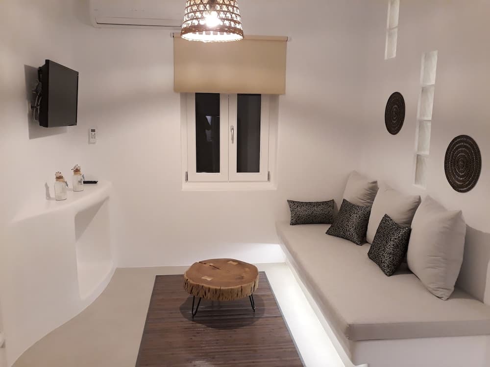 Mykonos Overview Studios
